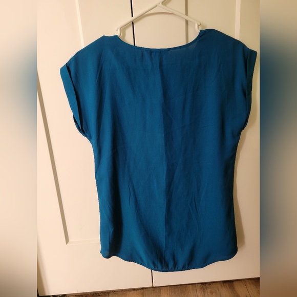 Express Satin Blouse - Picture 2 of 3